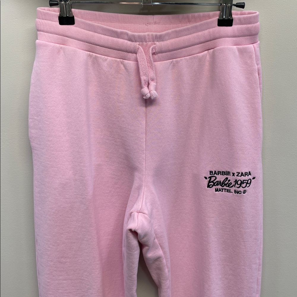 Barbie x Zara “Barbie 1959” Mattel Inc Pink Jogger Sweatpants Pockets M - Picture 2 of 16